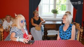 Seniorzy z Poznania zrelaksowali się w pałacu w Czerniejewie - zdjęcie 13
