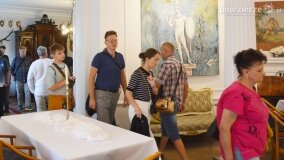 Wakacyjne zwiedzanie pałacu w Czerniejewie! - zdjęcie 35