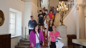 Wakacyjne zwiedzanie pałacu w Czerniejewie! - zdjęcie 30