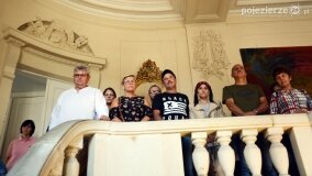 Wakacyjne zwiedzanie pałacu w Czerniejewie! - zdjęcie 25