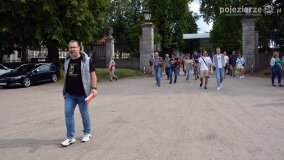 Wakacyjne zwiedzanie pałacu w Czerniejewie! - zdjęcie 4