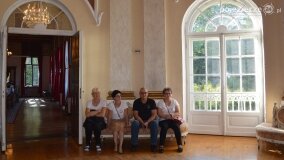 „Aktywny Bierzglinek” poznał dzieje pałacu w Czerniejewie - zdjęcie 25