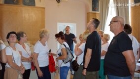 „Aktywny Bierzglinek” poznał dzieje pałacu w Czerniejewie - zdjęcie 23