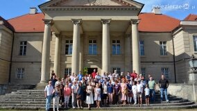 Sierpniowe zwiedzanie czerniejewskiego pałacu - zdjęcie 7