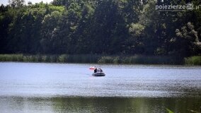 Lokomobila spoczywa na dnie jeziora Kłeckiego... - zdjęcie 35