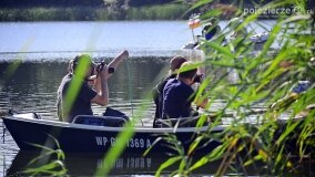 Lokomobila spoczywa na dnie jeziora Kłeckiego... - zdjęcie 30