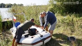 Lokomobila spoczywa na dnie jeziora Kłeckiego... - zdjęcie 11