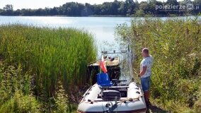 Lokomobila spoczywa na dnie jeziora Kłeckiego... - zdjęcie 8