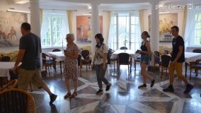 Pałac w Czerniejewie wrześniową porą - zdjęcie 26