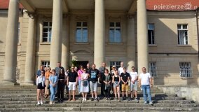 Pałac w Czerniejewie wrześniową porą - zdjęcie 7