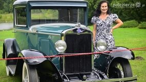 Zabytkowe auta, dorożki, książki i rękodzieło historyczne... - zdjęcie 38