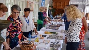 Zabytkowe auta, dorożki, książki i rękodzieło historyczne... - zdjęcie 23