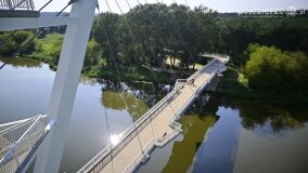 Kładka pieszo-rowerowa w Owińskach w jesiennym słońcu! - zdjęcie 10