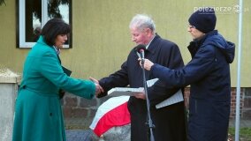 Pamiątkowa tablica w Goślinowie na cześć powołania NSZZ Solidarność Rolników Indywidualnych - zdjęcie 7
