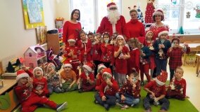 Św. Mikołaj zawitał do przedszkoli i żłobka w gminie Gniezno - zdjęcie 15