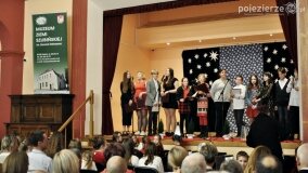 Połączone siły dwóch szubińskich szkół w muzealnym koncercie kolęd - zdjęcie 8