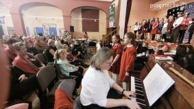 Połączone siły dwóch szubińskich szkół w muzealnym koncercie kolęd - zdjęcie 3