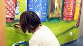 Fantastyczny mural! „Zaczarowana Kraina Książek” w bibliotece w Zdziechowie! - zdjęcie 11