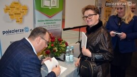 Magiczny wieczór w Zdziechowie! Premiera książki o atrakcjach turystycznych gminy Gniezno! - zdjęcie 104