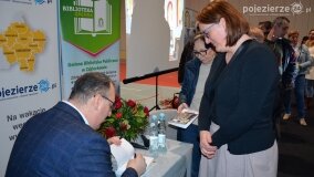 Magiczny wieczór w Zdziechowie! Premiera książki o atrakcjach turystycznych gminy Gniezno! - zdjęcie 85