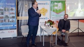 Magiczny wieczór w Zdziechowie! Premiera książki o atrakcjach turystycznych gminy Gniezno! - zdjęcie 62