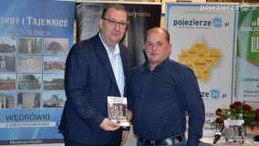 Magiczny wieczór w Zdziechowie! Premiera książki o atrakcjach turystycznych gminy Gniezno! - zdjęcie 58