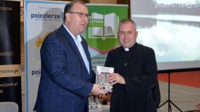 Magiczny wieczór w Zdziechowie! Premiera książki o atrakcjach turystycznych gminy Gniezno! - zdjęcie 54