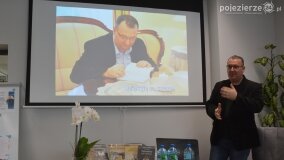 Kłecko oczarowane książkami i wiedzą Karola Soberskiego! - zdjęcie 36