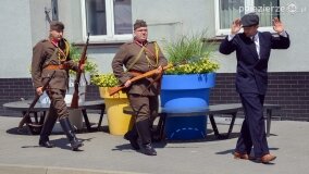 Historia wkroczyła na rynek i wyspę w Łabiszynie - zdjęcie 26