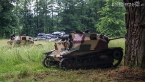 W Pałacu Lubostroń wybuchy i tankietki w akcji - zdjęcie 20