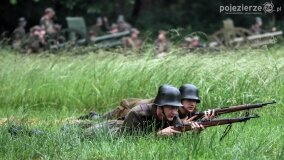 W Pałacu Lubostroń wybuchy i tankietki w akcji - zdjęcie 7