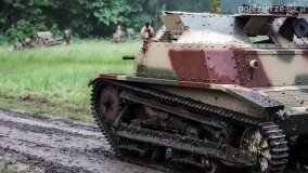 W Pałacu Lubostroń wybuchy i tankietki w akcji - zdjęcie 3