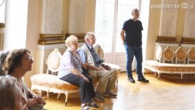 Z Karolem Soberskim poznawali dzieje pałacu Czerniejewo - zdjęcie 31