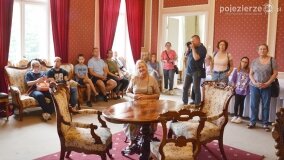 Z Karolem Soberskim poznawali dzieje pałacu Czerniejewo - zdjęcie 23