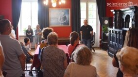 Z Karolem Soberskim poznawali dzieje pałacu Czerniejewo - zdjęcie 11