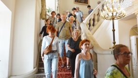 Pałac w Czerniejewie oblegany przez turystów! - zdjęcie 46