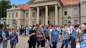 Pałac w Czerniejewie oblegany przez turystów! - zdjęcie 12
