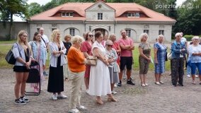 Pałac w Czerniejewie oblegany przez turystów! - zdjęcie 5