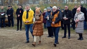 W hołdzie Polakom zamordowanym przez Niemców! W Mielnie odsłonięto nowy pomnik! - zdjęcie 37