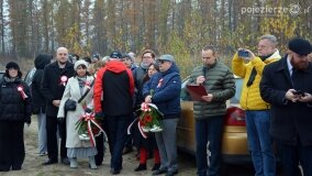 W hołdzie Polakom zamordowanym przez Niemców! W Mielnie odsłonięto nowy pomnik! - zdjęcie 9