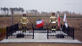 W hołdzie Polakom zamordowanym przez Niemców! W Mielnie odsłonięto nowy pomnik! - zdjęcie 8