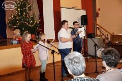 Kolędowanie z „Jedynką” w Muzeum Ziemi Szubińskiej - zdjęcie 6