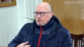 Piloci wycieczek poznali tajemnice pałacu w Czerniejewie i niemieckiej zbrodni na „Dziekance”! - zdjęcie 54