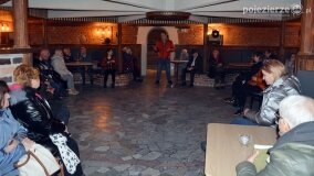 Piloci wycieczek poznali tajemnice pałacu w Czerniejewie i niemieckiej zbrodni na „Dziekance”! - zdjęcie 34