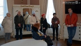 Piloci wycieczek poznali tajemnice pałacu w Czerniejewie i niemieckiej zbrodni na „Dziekance”! - zdjęcie 15