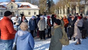 Piloci wycieczek poznali tajemnice pałacu w Czerniejewie i niemieckiej zbrodni na „Dziekance”! - zdjęcie 5
