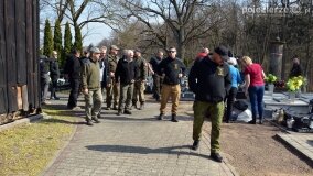 Na ratunek zabytkowej kolumnie powstańca listopadowego na cmentarzu w Sławnie! - zdjęcie 32