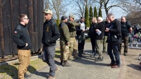 Na ratunek zabytkowej kolumnie powstańca listopadowego na cmentarzu w Sławnie! - zdjęcie 26