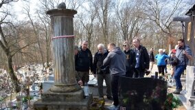 Na ratunek zabytkowej kolumnie powstańca listopadowego na cmentarzu w Sławnie! - zdjęcie 15