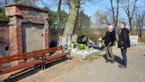 Na ratunek zabytkowej kolumnie powstańca listopadowego na cmentarzu w Sławnie! - zdjęcie 9